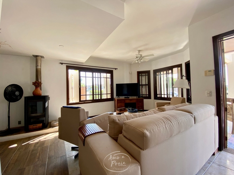 CASA MEDITERRÂNEA CONTEMPORÂNEA COM INFLUÊNCIA NEOCLÀSSICA LEVE.: 14ª foto da galeria de imagens do imóvel