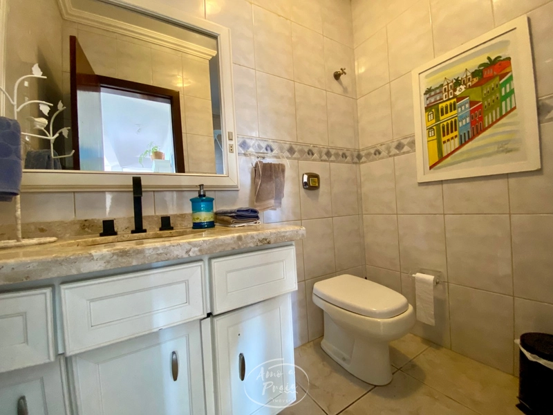 CASA MEDITERRÂNEA CONTEMPORÂNEA COM INFLUÊNCIA NEOCLÀSSICA LEVE.: 47ª foto da galeria de imagens do imóvel