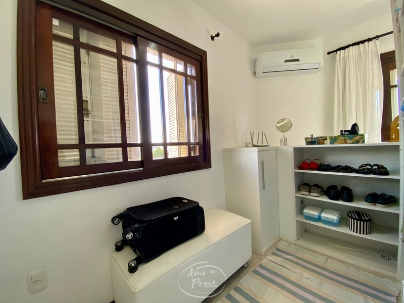 CASA MEDITERRÂNEA CONTEMPORÂNEA COM INFLUÊNCIA NEOCLÀSSICA LEVE.: 50ª foto da galeria de imagens do imóvel