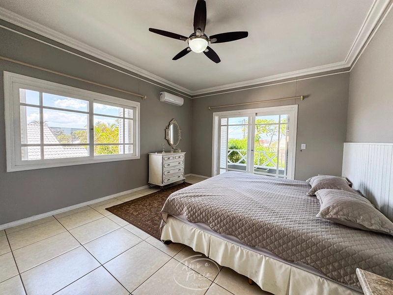 SOBRADO DE ESQUINA  EM ATLANTIDA: 33ª foto da galeria de imagens do imóvel