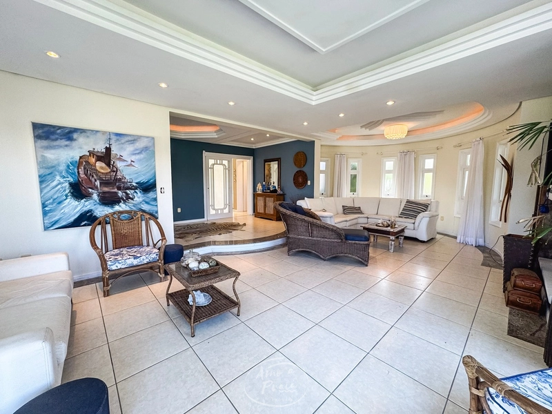 SOBRADO DE ESQUINA  EM ATLANTIDA: 9ª foto da galeria de imagens do imóvel