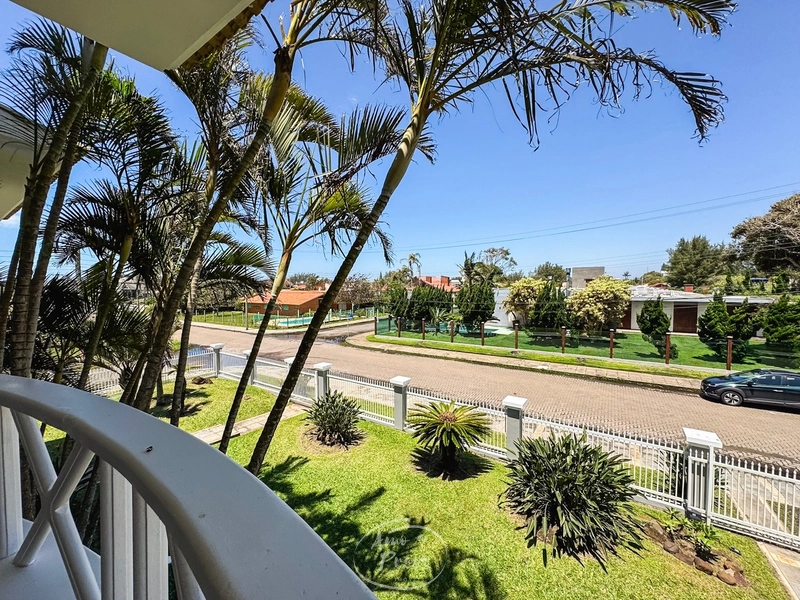 SOBRADO DE ESQUINA  EM ATLANTIDA: 43ª foto da galeria de imagens do imóvel