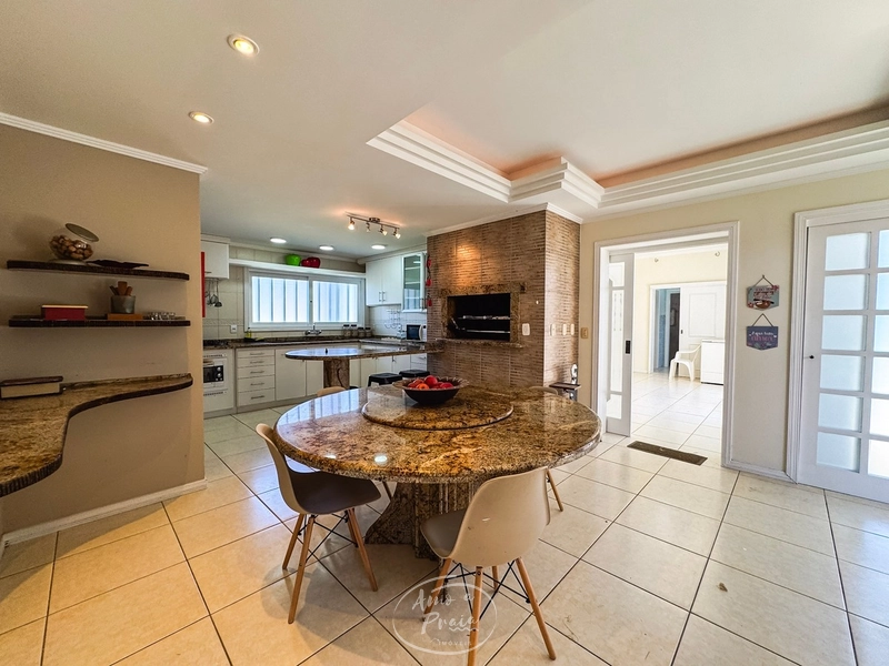 SOBRADO DE ESQUINA  EM ATLANTIDA: 16ª foto da galeria de imagens do imóvel