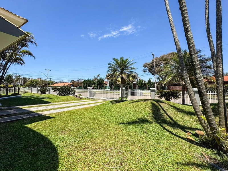 SOBRADO DE ESQUINA  EM ATLANTIDA: 23ª foto da galeria de imagens do imóvel