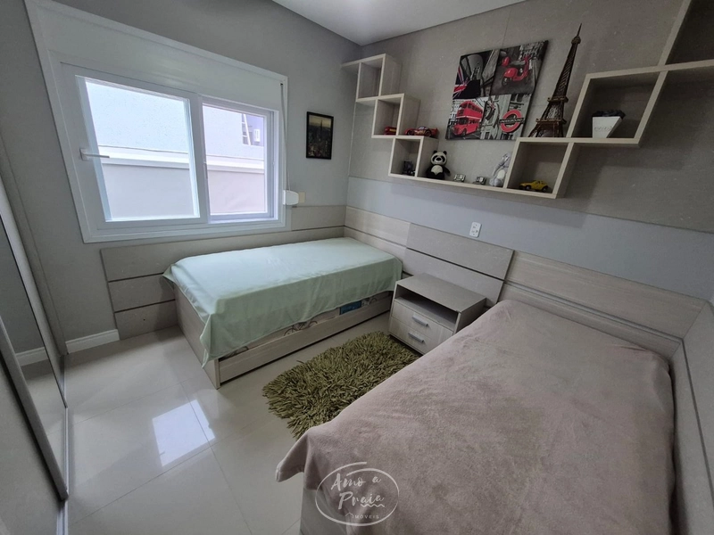 BELÍSSIMA RESIDÊNCIA NO CONDOMÍNIO CONDADO DE CAPÃO: 13ª foto da galeria de imagens do imóvel