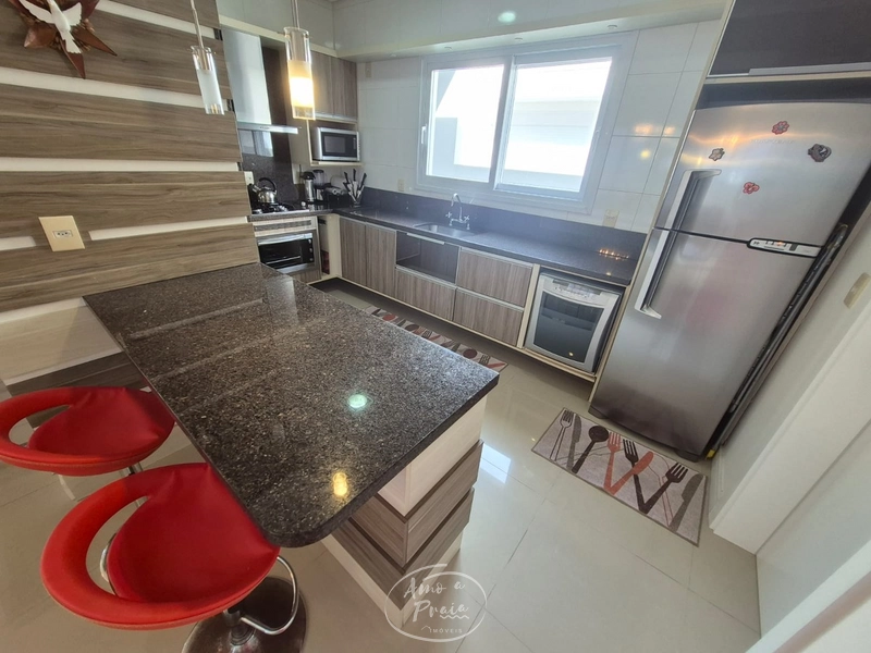 BELÍSSIMA RESIDÊNCIA NO CONDOMÍNIO CONDADO DE CAPÃO: 3ª foto da galeria de imagens do imóvel