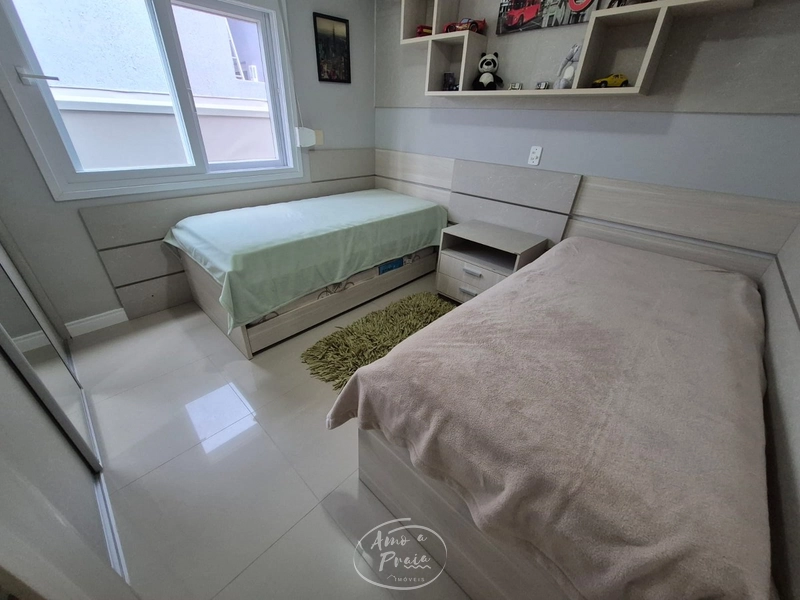 BELÍSSIMA RESIDÊNCIA NO CONDOMÍNIO CONDADO DE CAPÃO: 12ª foto da galeria de imagens do imóvel