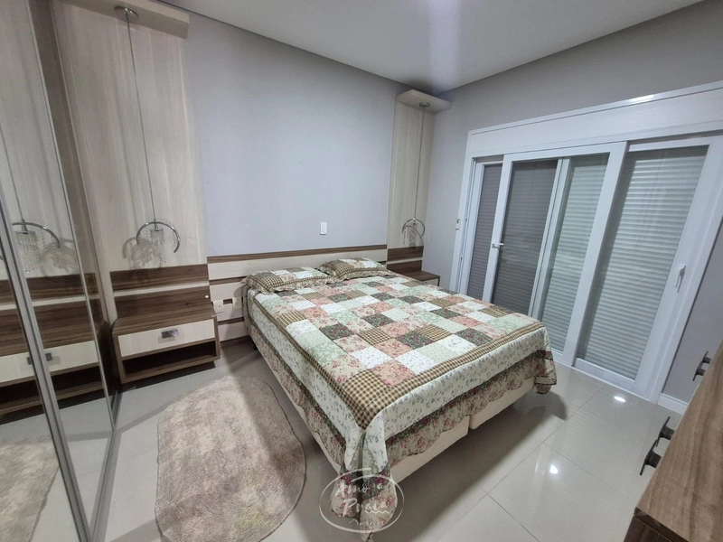 BELÍSSIMA RESIDÊNCIA NO CONDOMÍNIO CONDADO DE CAPÃO: 16ª foto da galeria de imagens do imóvel