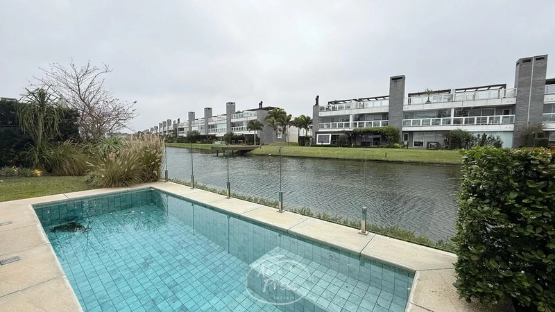 Apartamento Giardino beira-lago com 3 dormitórios no Condomínio Rossi: 28ª foto da galeria de imagens do imóvel