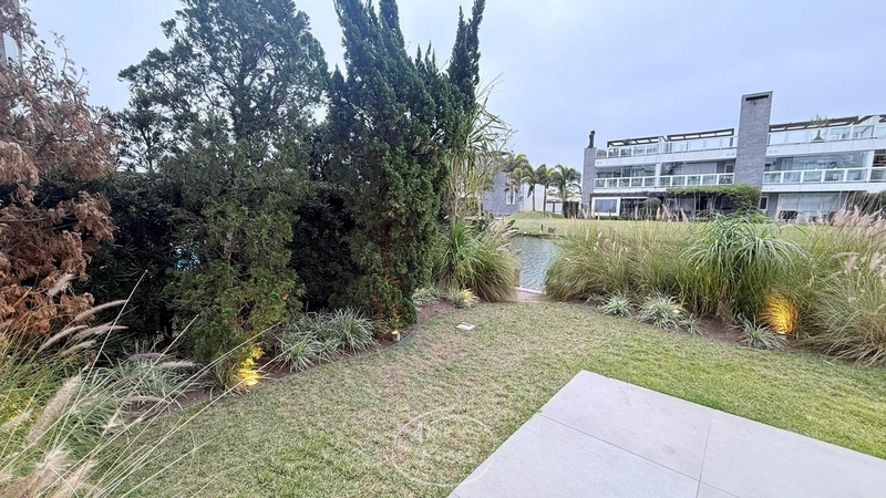 Apartamento Giardino beira-lago com 3 dormitórios no Condomínio Rossi: 15ª foto da galeria de imagens do imóvel