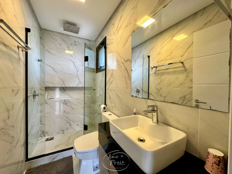 Sobrado de Alto Padrão com Arquitetura Imponente: 18ª foto da galeria de imagens do imóvel