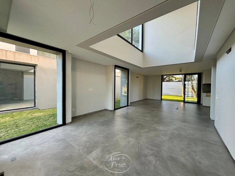 ✨ CASA NA PRAIA | INTEGRADA À NATUREZA ✨: 2ª foto da galeria de imagens do imóvel