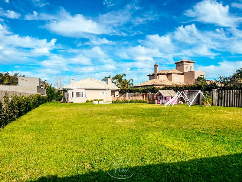 Casa com 3 dormitórios em Atlântida: 33ª foto da galeria de imagens do imóvel