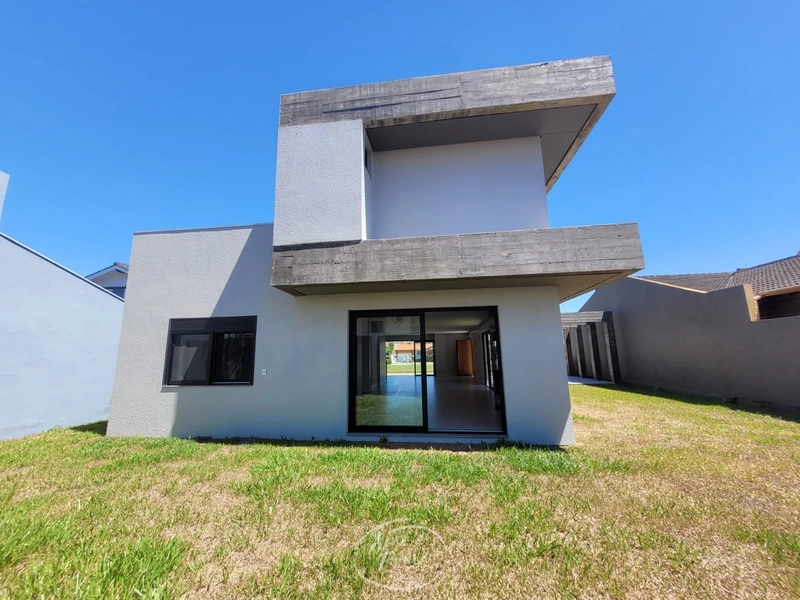 Casa com 4 suítes em Rainha do Mar: 8ª foto da galeria de imagens do imóvel