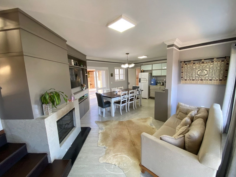 CASA EM XANGRI-LA: 22ª foto da galeria de imagens do imóvel