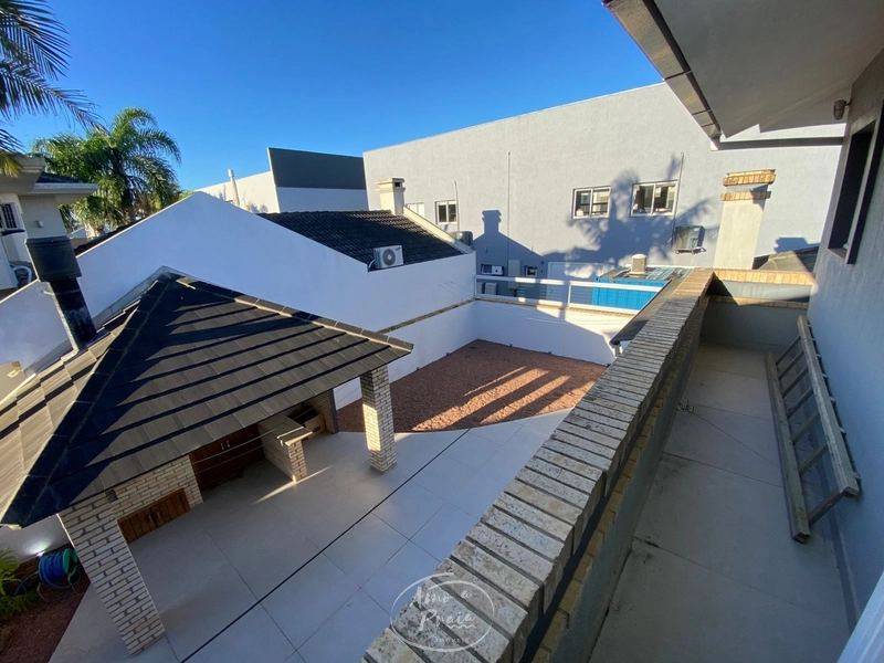 CASA EM XANGRI-LA: 57ª foto da galeria de imagens do imóvel