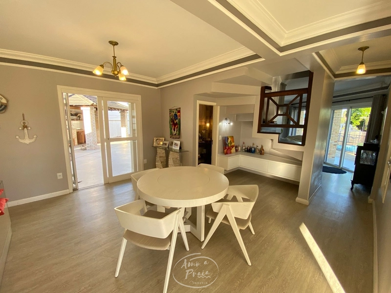 CASA EM XANGRI-LA: 19ª foto da galeria de imagens do imóvel