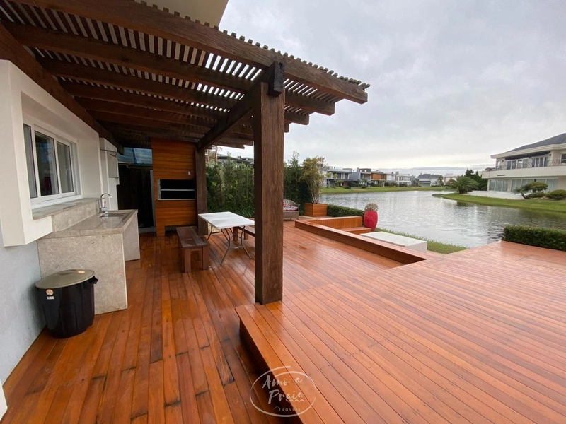 Casa alto padrão – frente norte: 22ª foto da galeria de imagens do imóvel