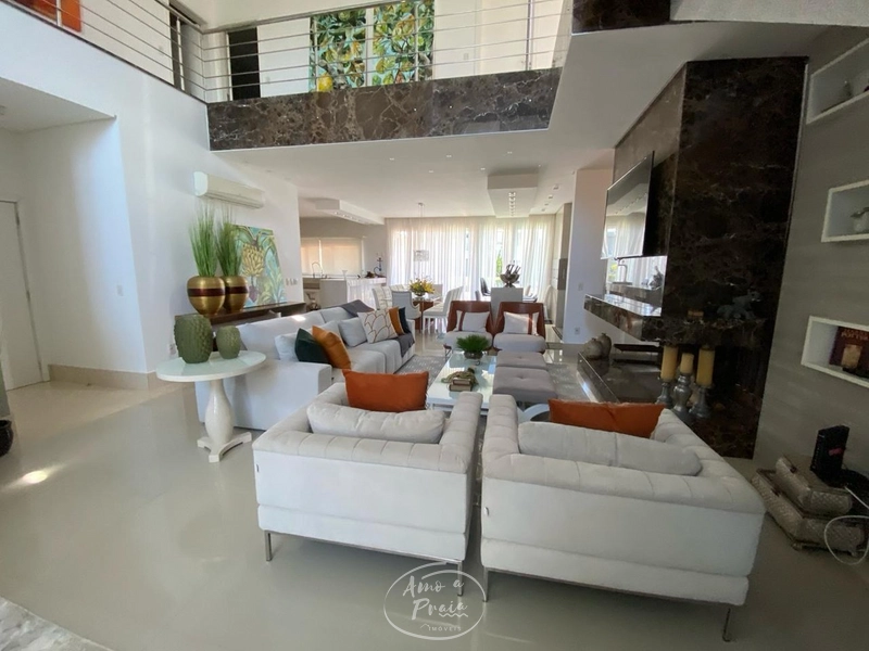 Casa alto padrão – frente norte: 3ª foto da galeria de imagens do imóvel