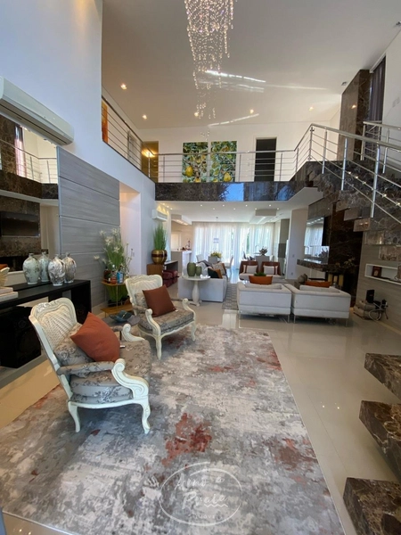 Casa alto padrão – frente norte: 29ª foto da galeria de imagens do imóvel