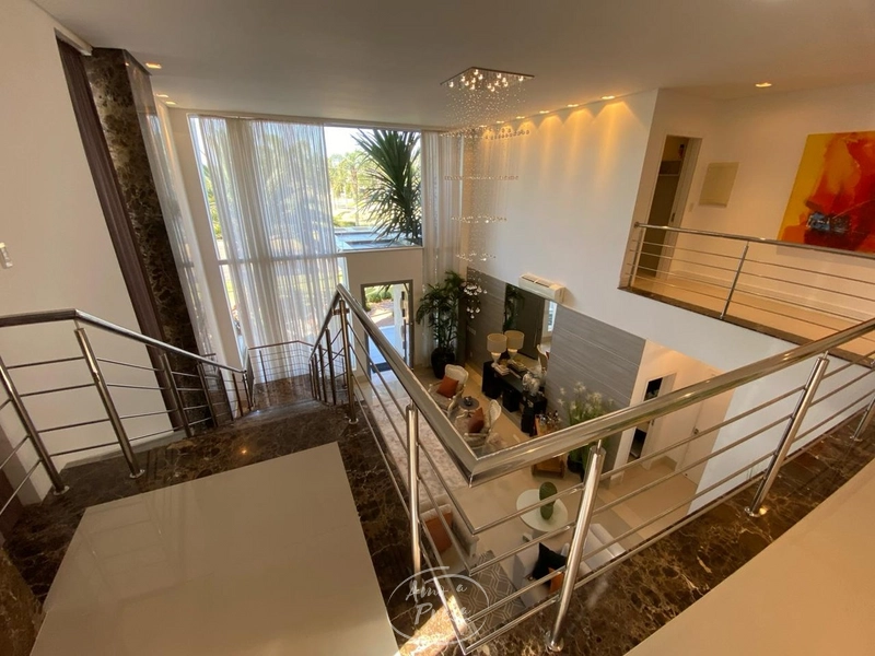 Casa alto padrão – frente norte: 12ª foto da galeria de imagens do imóvel