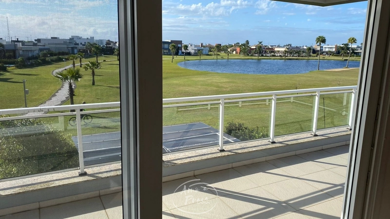 CASA BEIRA LAGO: 14ª foto da galeria de imagens do imóvel