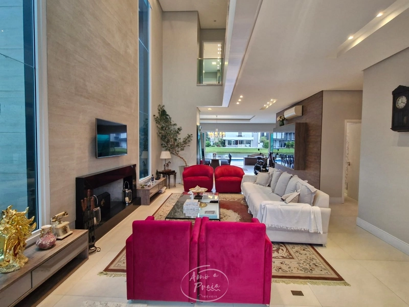 CASA NA ENSEADA: 7ª foto da galeria de imagens do imóvel