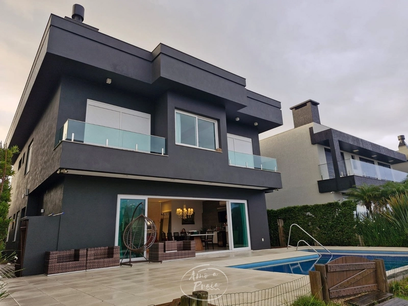 CASA NA ENSEADA: 50ª foto da galeria de imagens do imóvel