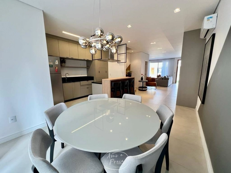 CASA COM 4 DORMITÓRIOS MOBILIADA E DECORADA  NO CONDOMÍNIO MURANO: 5ª foto da galeria de imagens do imóvel