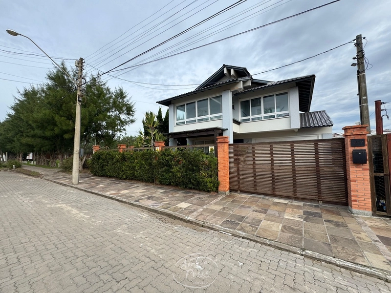 SOBRADO NO CORACAO DE XANGRI-LA: 4ª foto da galeria de imagens do imóvel