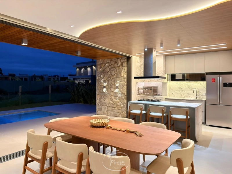 Casa com 4 Suítes, Cinema e Piscina no Condomínio Sunset: 41ª foto da galeria de imagens do imóvel