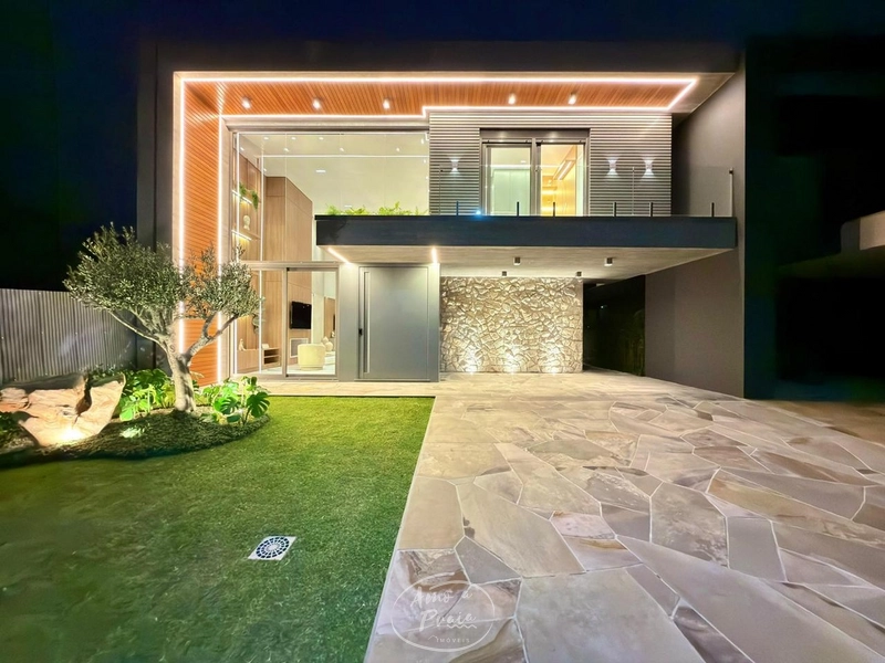 Casa com 4 Suítes, Cinema e Piscina no Condomínio Sunset: 31ª foto da galeria de imagens do imóvel