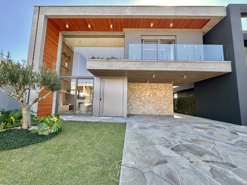 Casa com 4 Suítes, Cinema e Piscina no Condomínio Sunset: 55ª foto da galeria de imagens do imóvel