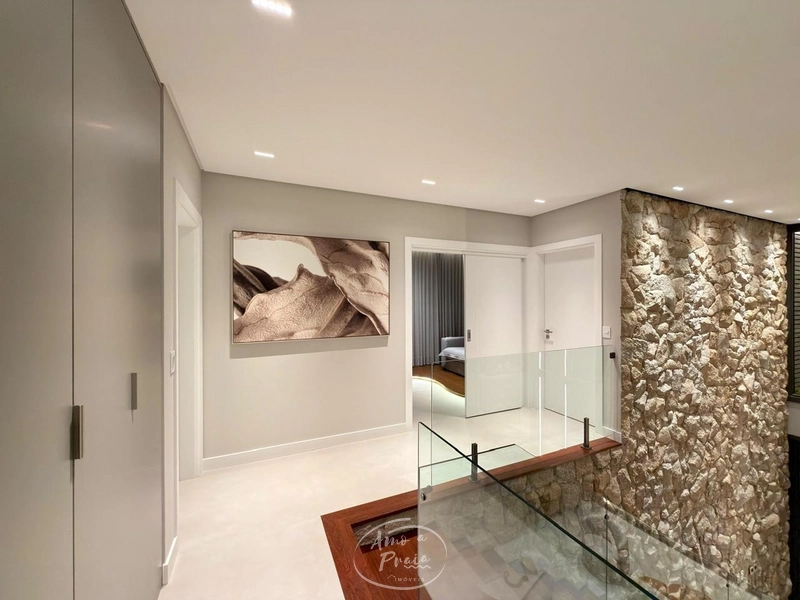 Casa com 4 Suítes, Cinema e Piscina no Condomínio Sunset: 12ª foto da galeria de imagens do imóvel
