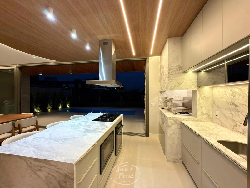 Casa com 4 Suítes, Cinema e Piscina no Condomínio Sunset: 5ª foto da galeria de imagens do imóvel