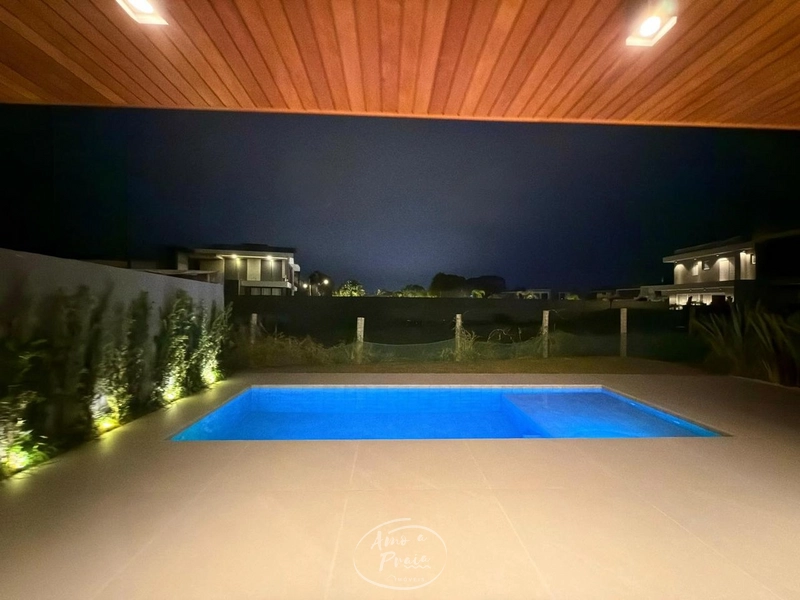 Casa com 4 Suítes, Cinema e Piscina no Condomínio Sunset: 32ª foto da galeria de imagens do imóvel
