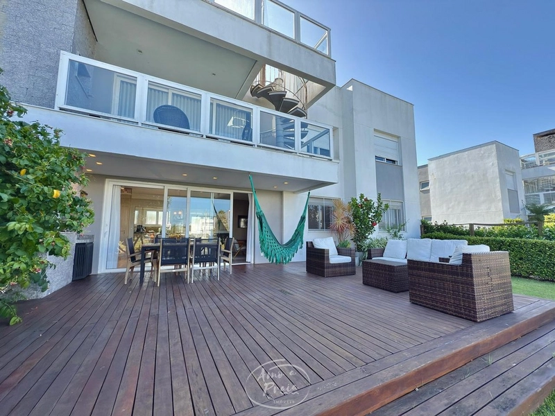 Casa no Condomínio Rossi com 3 suítes e 245,52 m²: 1ª foto da galeria de imagens do imóvel