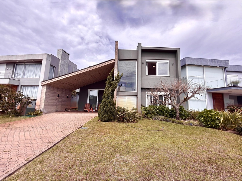 Casa no Condomínio Riviera com 4 suítes e 250 m²: 4ª foto da galeria de imagens do imóvel