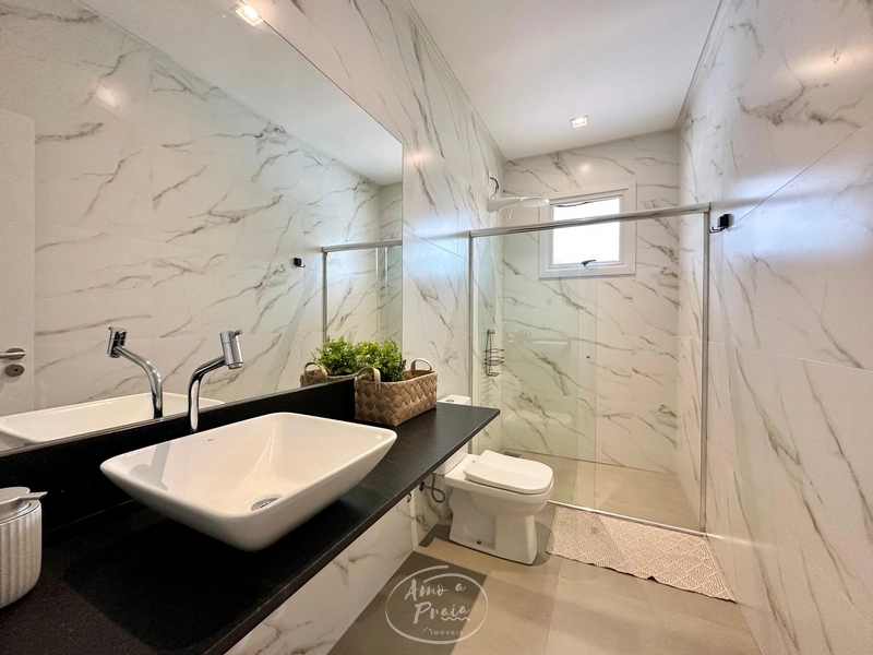 CASA À VENDA EM ATLÂNTIDA: 13ª foto da galeria de imagens do imóvel