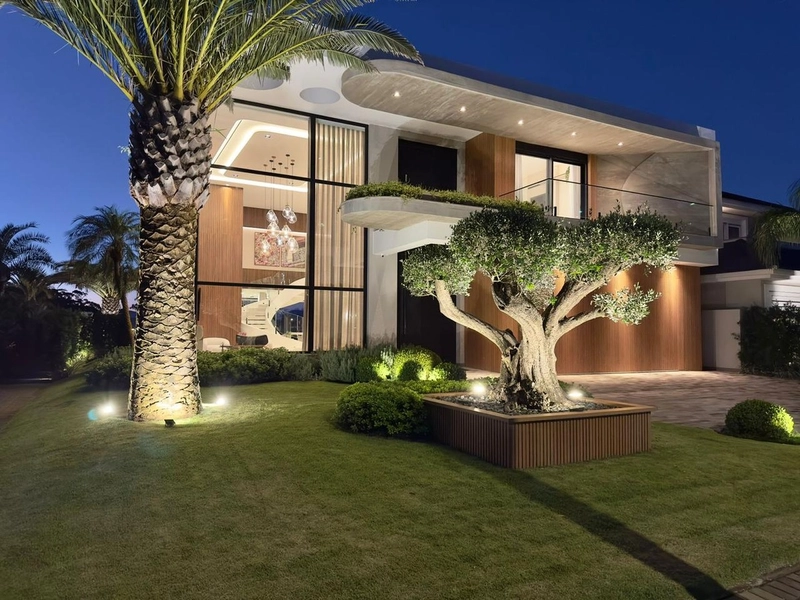 MANSÃO A VENDA NO VELAS DA MARINA