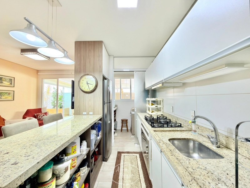 APARTAMENTO COM TERRAÇO EM “L” EM CAPÃO DA CANOA À VENDA: 9ª foto da galeria de imagens do imóvel