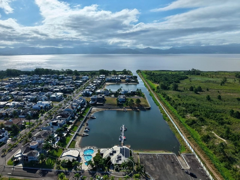CONDOMÍNIO VELAS DA MARINA: 42ª foto da galeria de imagens do imóvel