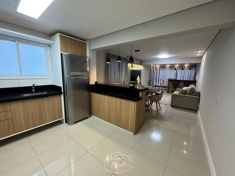 APARTAMENTO COM TERRAÇO GIGANTE – 2 MINUTOS DO MAR: 10ª foto da galeria de imagens do imóvel