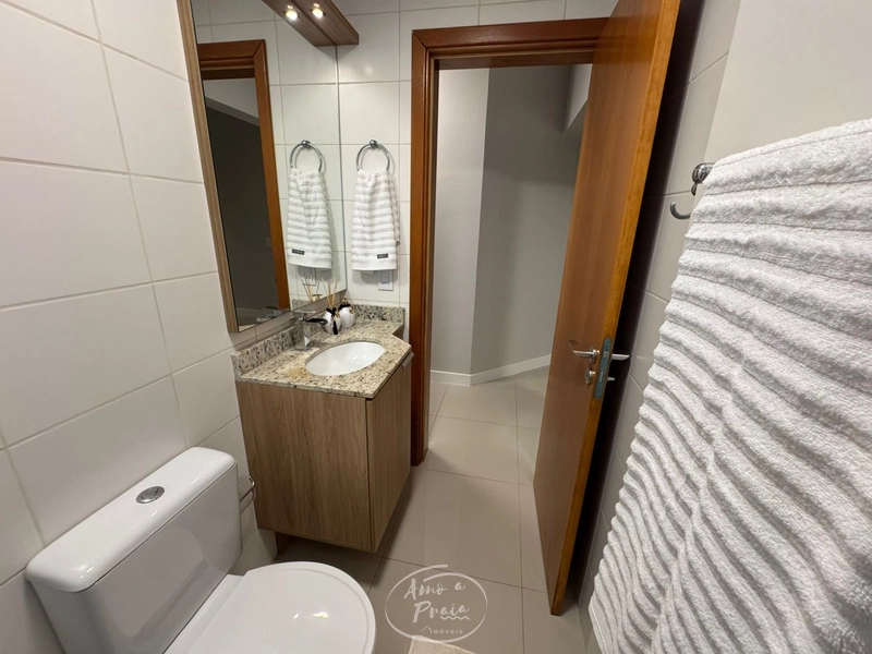 APARTAMENTO COM TERRAÇO GIGANTE – 2 MINUTOS DO MAR: 28ª foto da galeria de imagens do imóvel