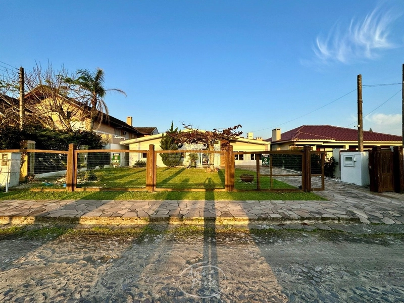 Casa com piscina à venda em Atlântida com 4 dormitórios: 22ª foto da galeria de imagens do imóvel