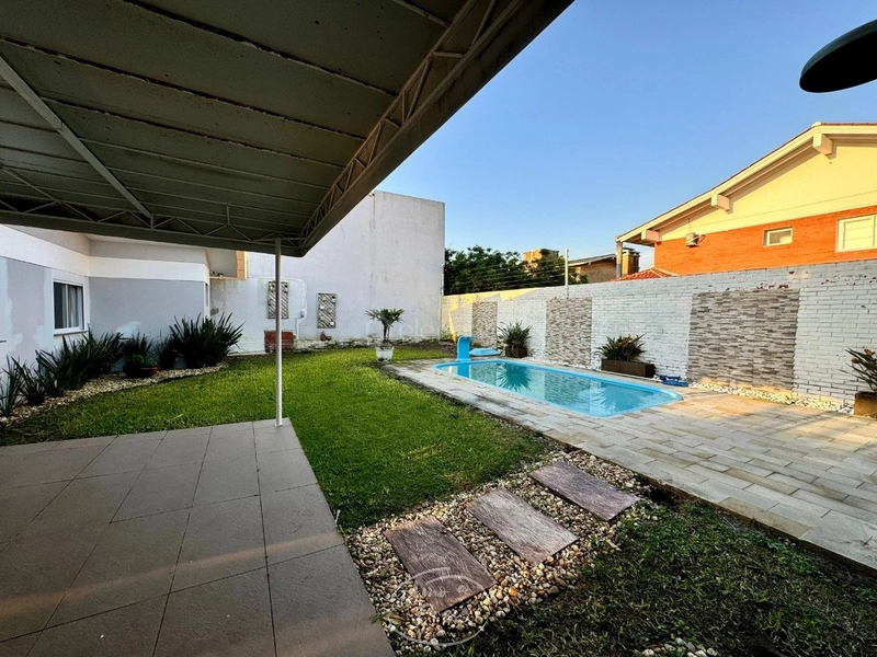 Casa com piscina à venda em Atlântida com 4 dormitórios: 15ª foto da galeria de imagens do imóvel