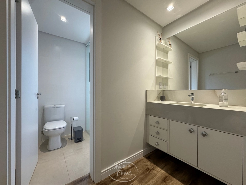 Casa retrofit mobiliada decorada a poucos metros do mar no Centro de X: 13ª foto da galeria de imagens do imóvel