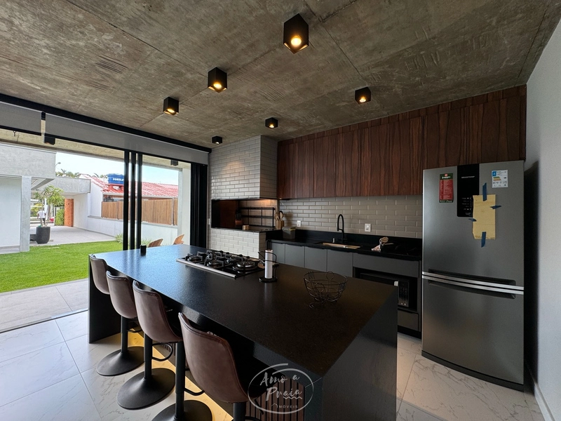 Casa retrofit mobiliada decorada a poucos metros do mar no Centro de X: 29ª foto da galeria de imagens do imóvel