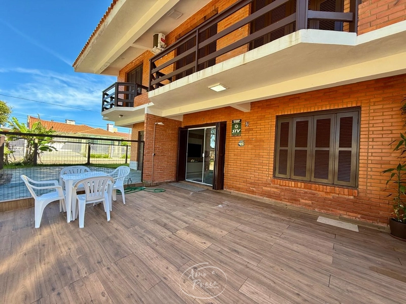 Duplex mobiliado com 2 dormitórios no Centro de Xangri-Lá: 24ª foto da galeria de imagens do imóvel