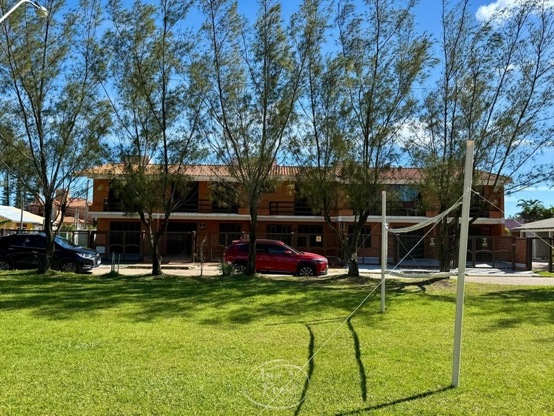 Duplex mobiliado com 2 dormitórios no Centro de Xangri-Lá: 27ª foto da galeria de imagens do imóvel